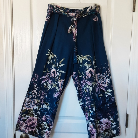 Gypsies & Moondust Pants - Culotte Pants